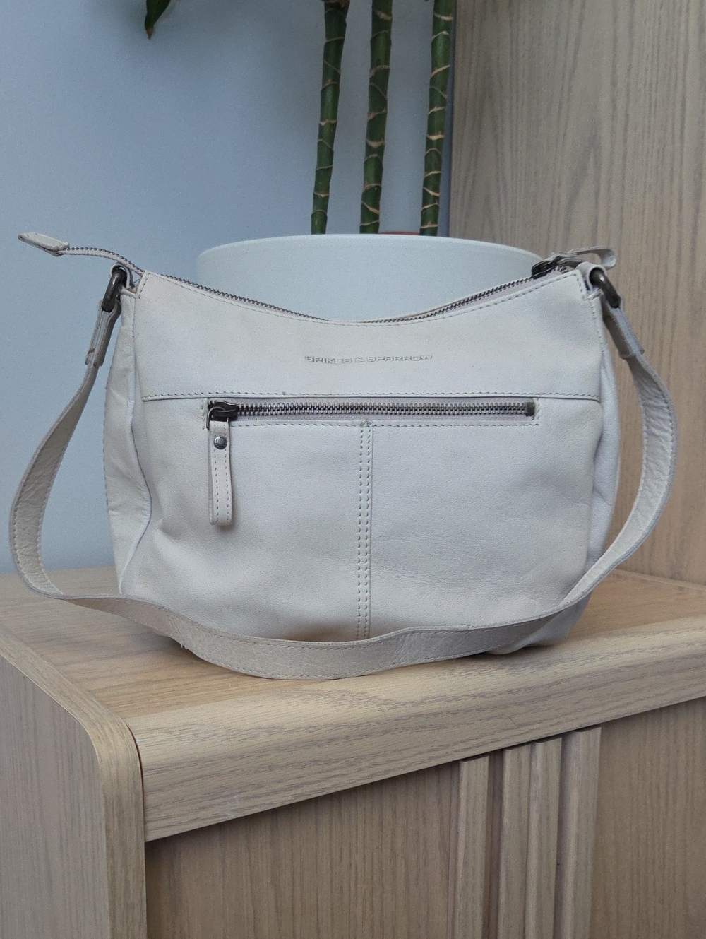 Spikes & Sparrow Soft Cream Leather Shoulder Bag